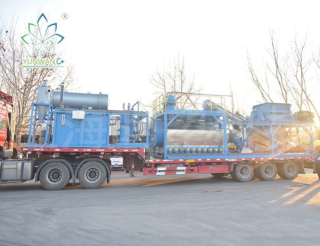 成套無害化處理設備裝車待發(fā)貨